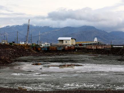 Iran arrests several after protests at drying lake