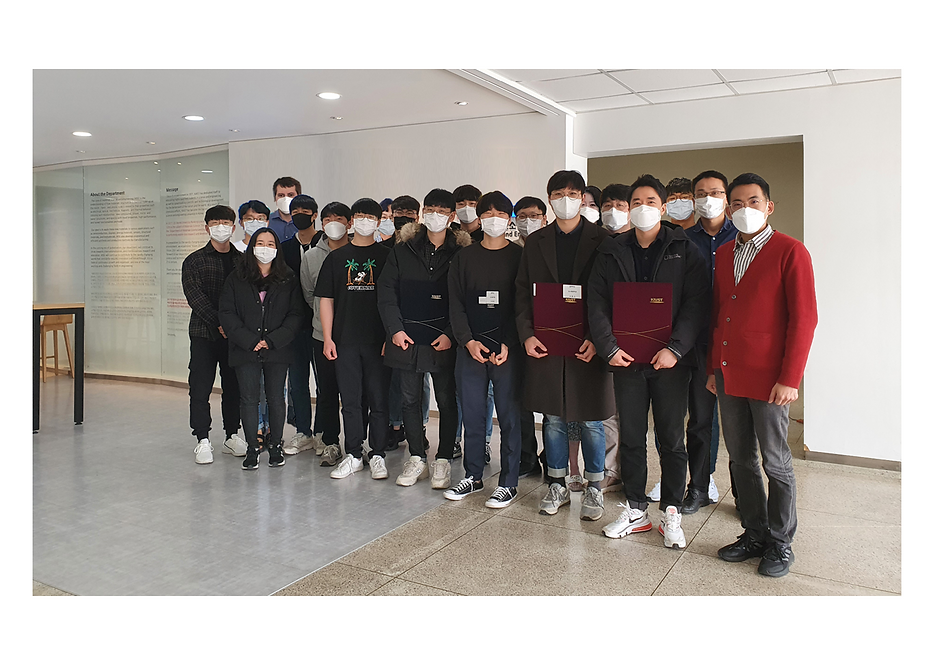 단체사진(사람 추가).png