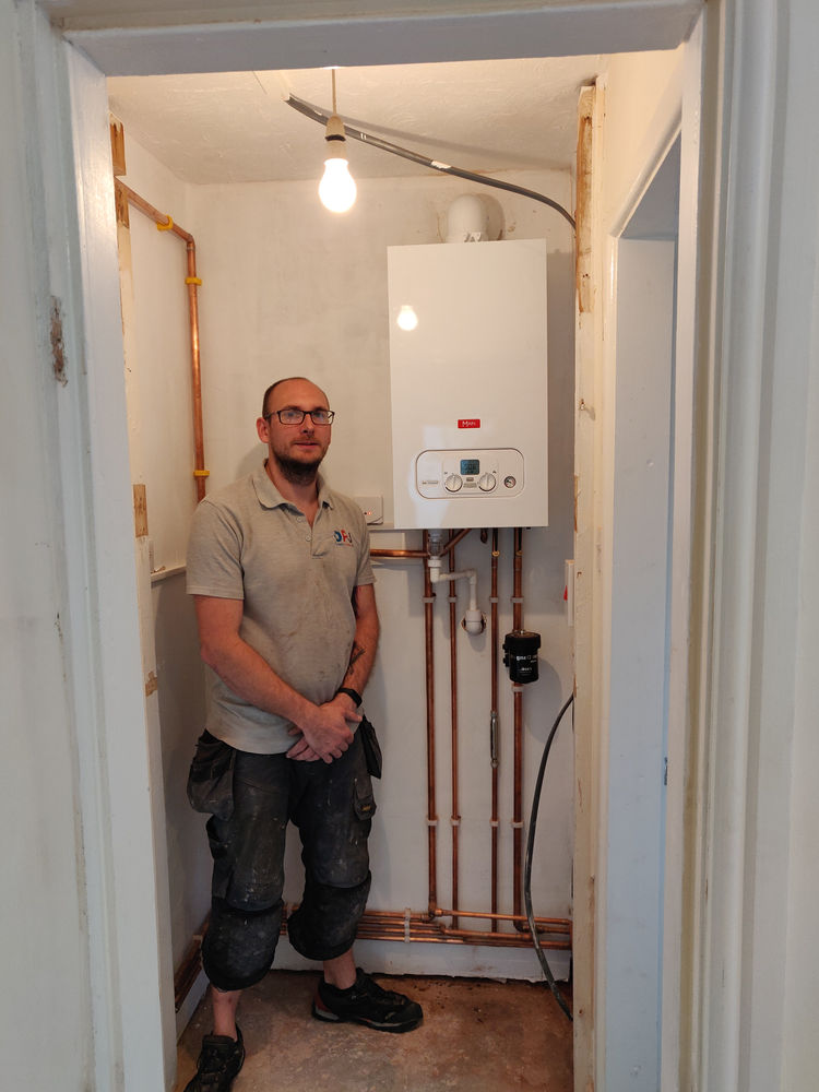 Is the best budget Combi boiler the Main Eco Compact?