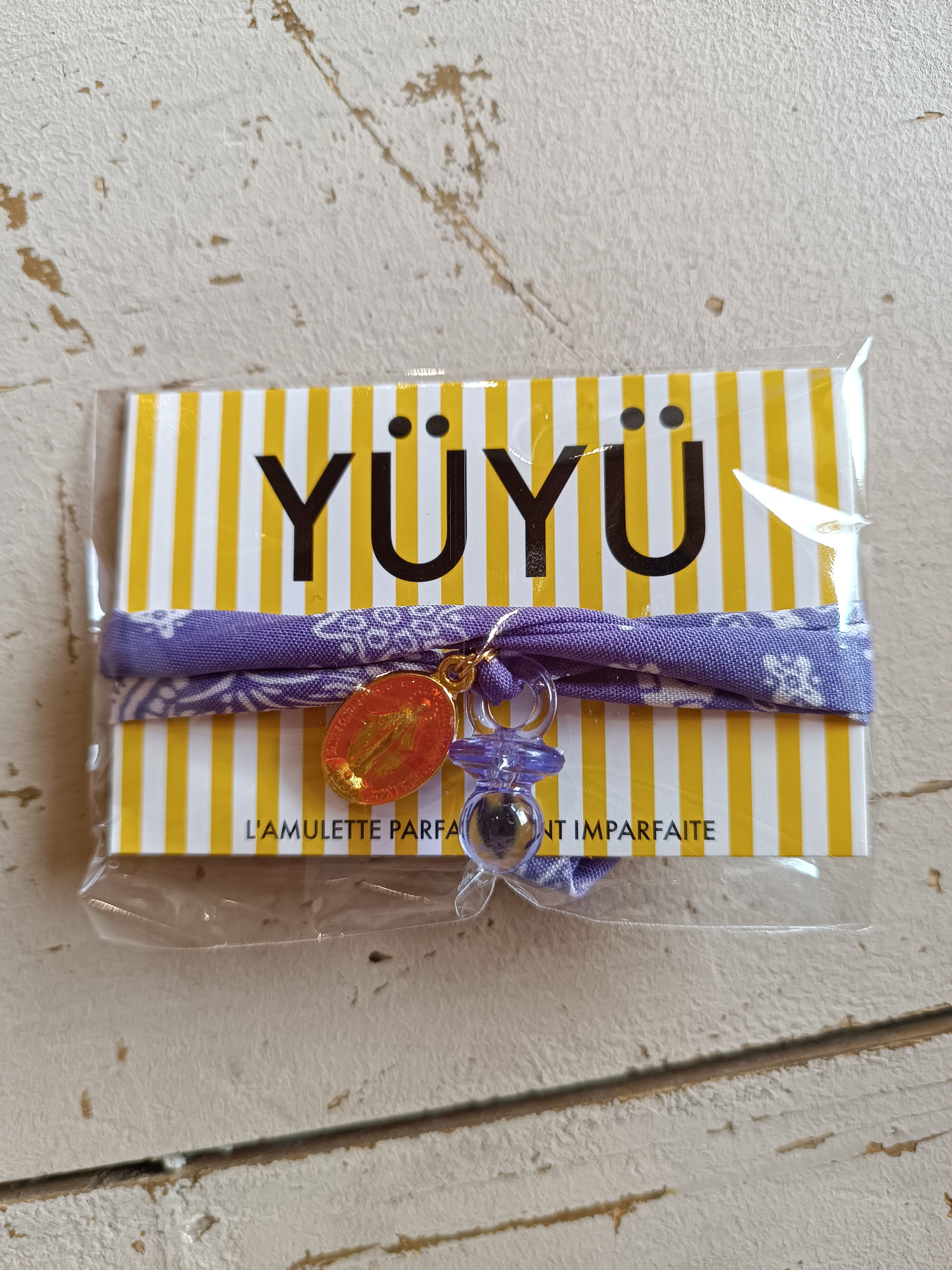 Amulette YüYü - Cordon bandana mauve Totoche mauve + Médaille orange