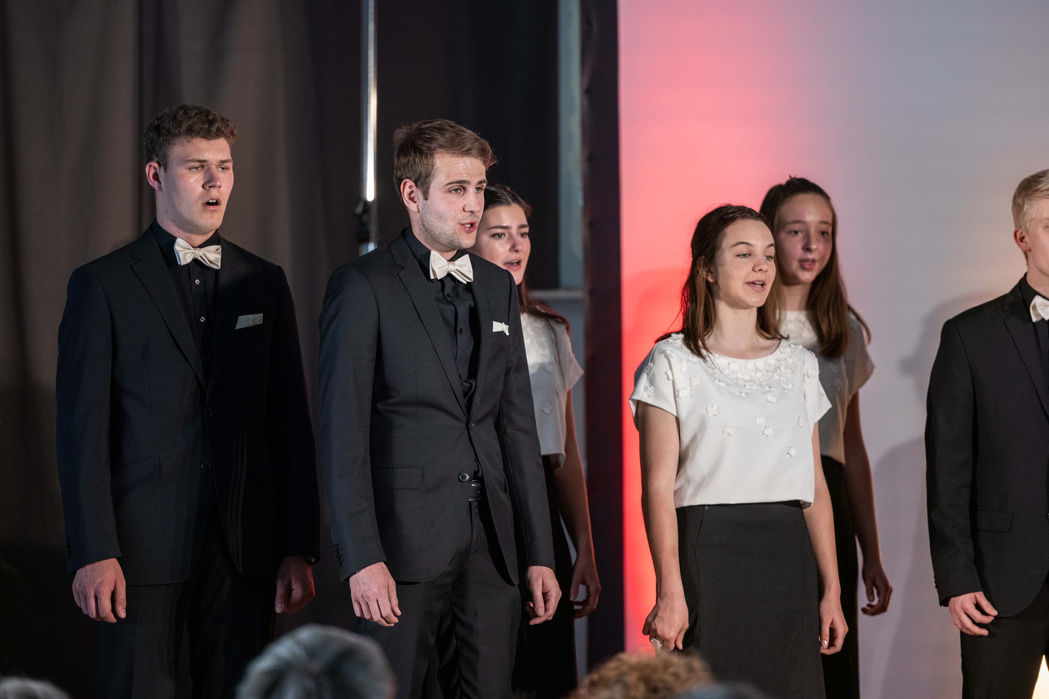 das Vokalensemble incantanti am Bergfahrtfestival in Bergün