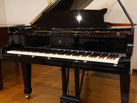 スタインウェイM-170試弾できます♪