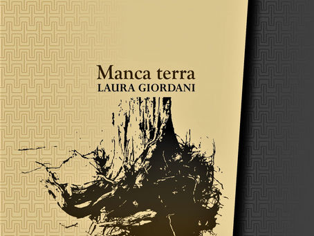 Claros del bosque para un lenguaje devastado. Reseña de "Manca terra" por Laura Casielles