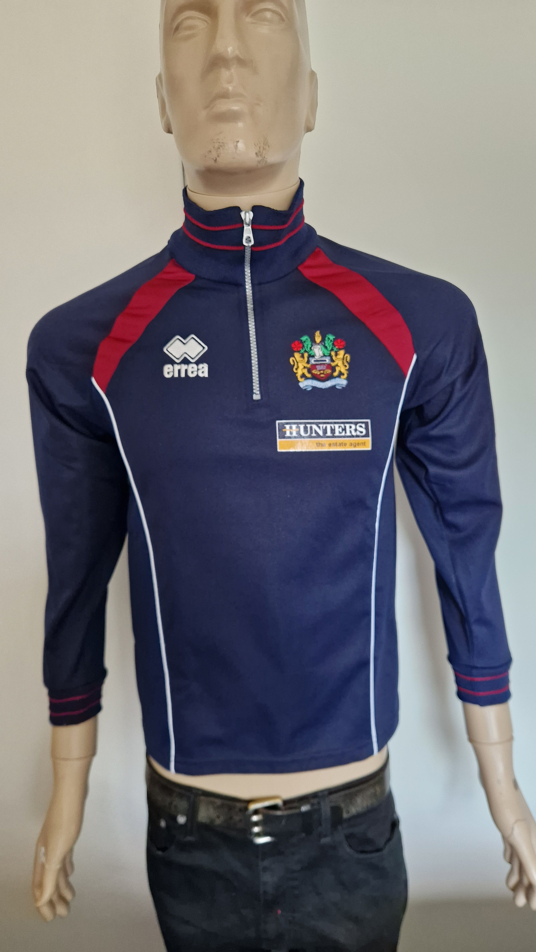 2005/06 Burnley ¼ Zip Training Top: Size 40