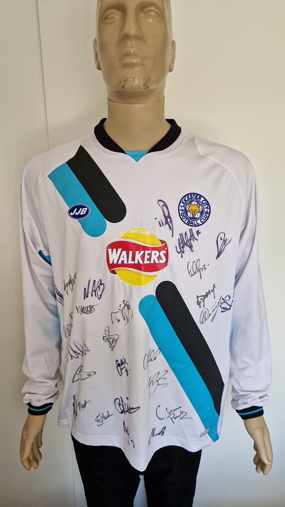 2005/06 Leicester City Long Sleeved Away Shirt (Signed)