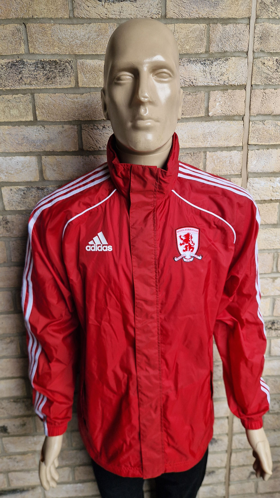 2010/11 Middlesbrough Windbreaker Jacket: Size 38/40