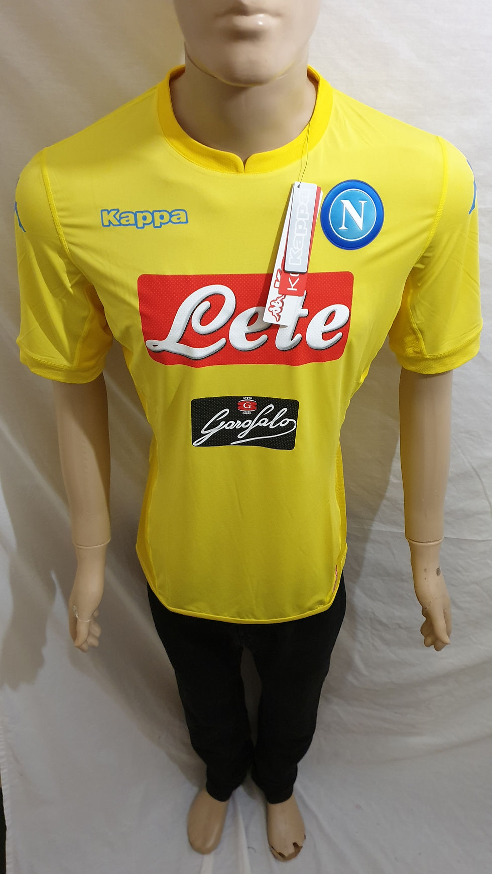 2016/17 Napoli Away Goalkeeper Shirt (Kombat Version, Brand New with Tags)