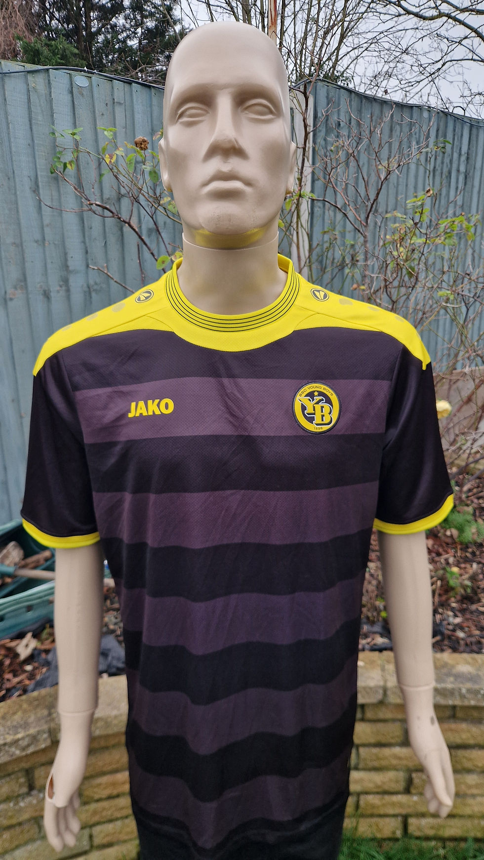 2013/14 BSC Young Boys Away Shirt