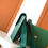 תמונה ממוזערת: Green Coursier Messenger Bag