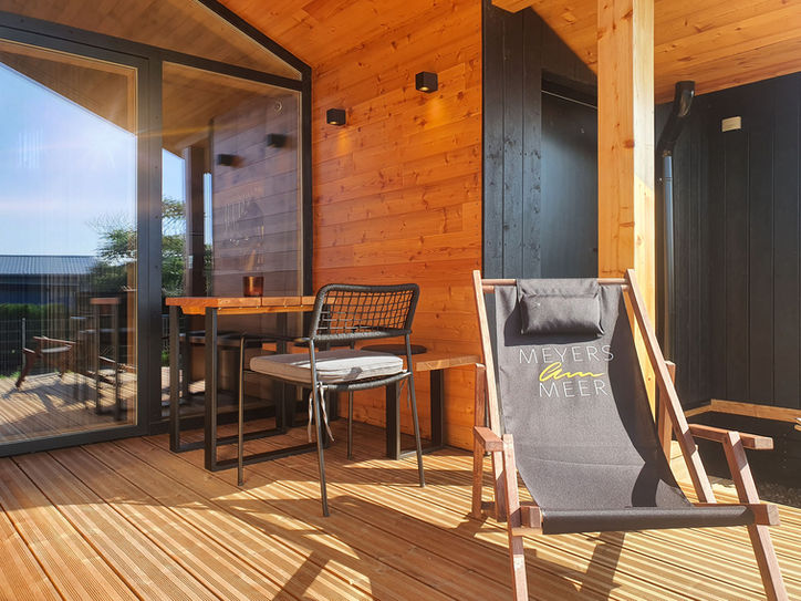 Exklusive Tiny Houses & Lodges an der Ostsee buchen, direkt am Strand, Sauna, Elektrokamin, Premium Hideaway, Ferienwohnung