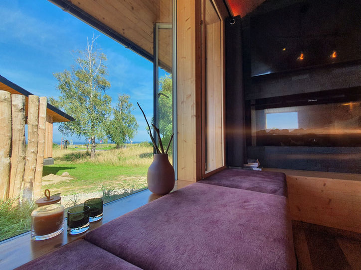 Exklusive Tiny Houses & Lodges an der Ostsee buchen, direkt am Strand, Sauna, Elektrokamin, Premium Hideaway, Ferienwohnung