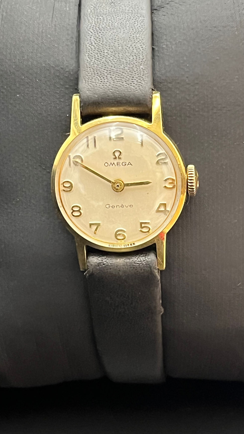 Ladies Omega Deville 18ct Gold Automatic 