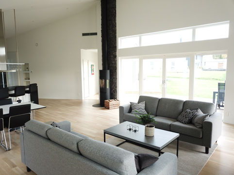 Interiör från ybyggd Villa i Alvesta. Färdigställd av NYBE byggentreprenör i Småland.