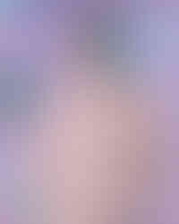 Light pink Women's oversized hoodie with front chest print