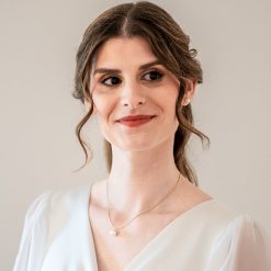 Writer: Maria Zamith