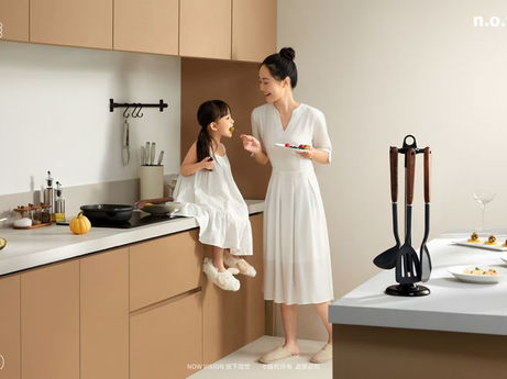 Những Mẩu Chuyện Nhỏ: Yêu Thương Từ Những Điều Giản Đơn