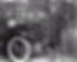 Ford ao lado de modelo T