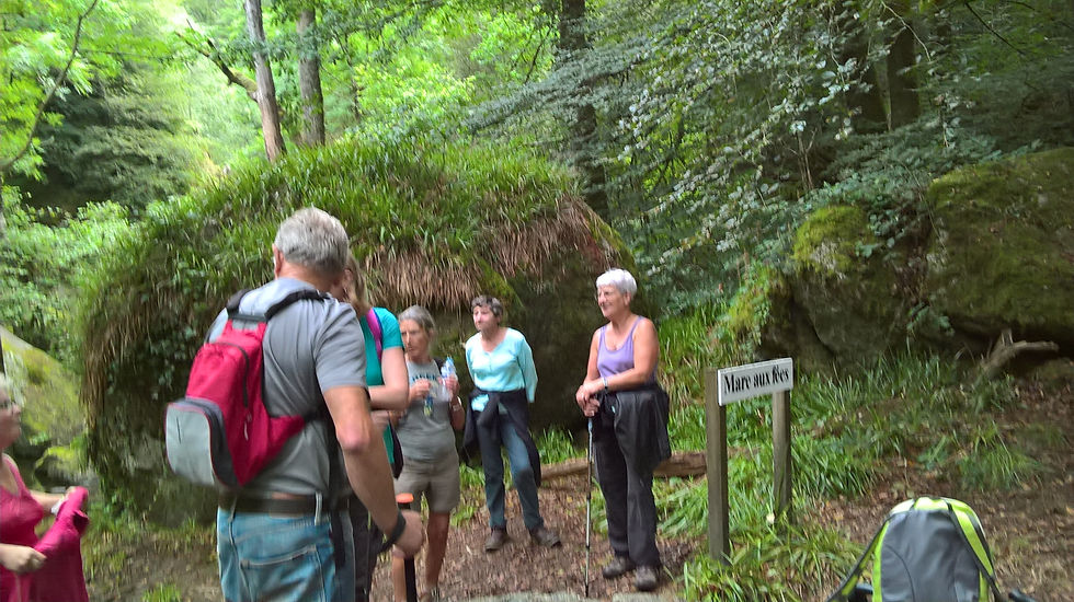 20160903-Randonneurs_de_Guern_à_Huelgoat_(5)_-_Copie