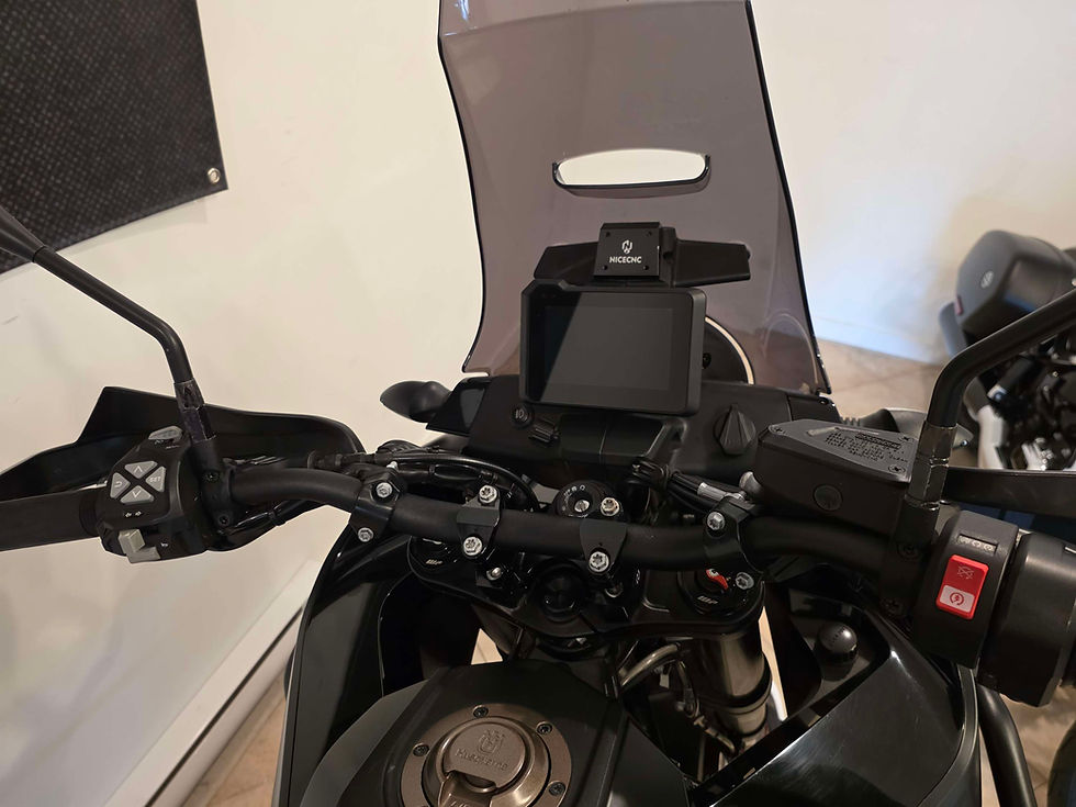Miniature : 2022 HUSQVARNA NORDEN 901