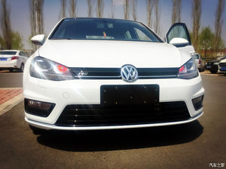 Golf R-Line Change the DRL into Red Color LED Bulb.