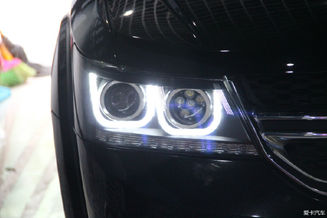 Dodge Journey With PHILIPS LED Headlight, Halo Ring, Day Time Running Light Show