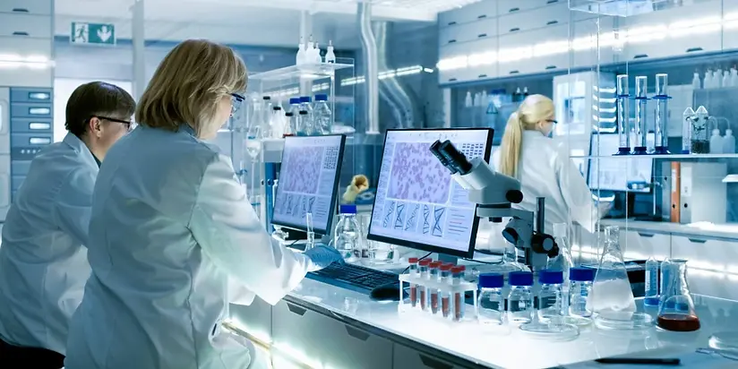 lab-desk-1280x640.webp