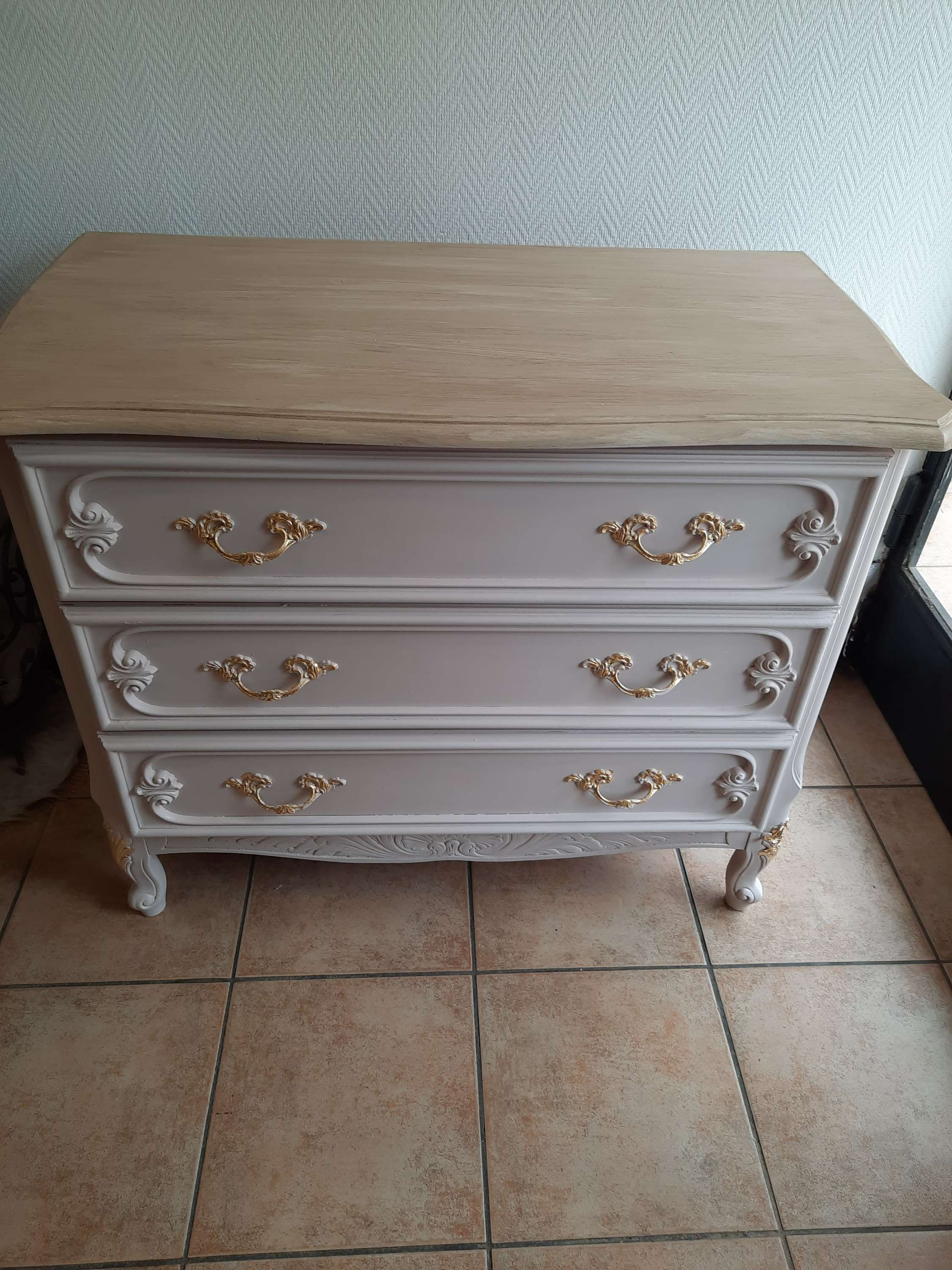 Commode princesse Béatrice 
