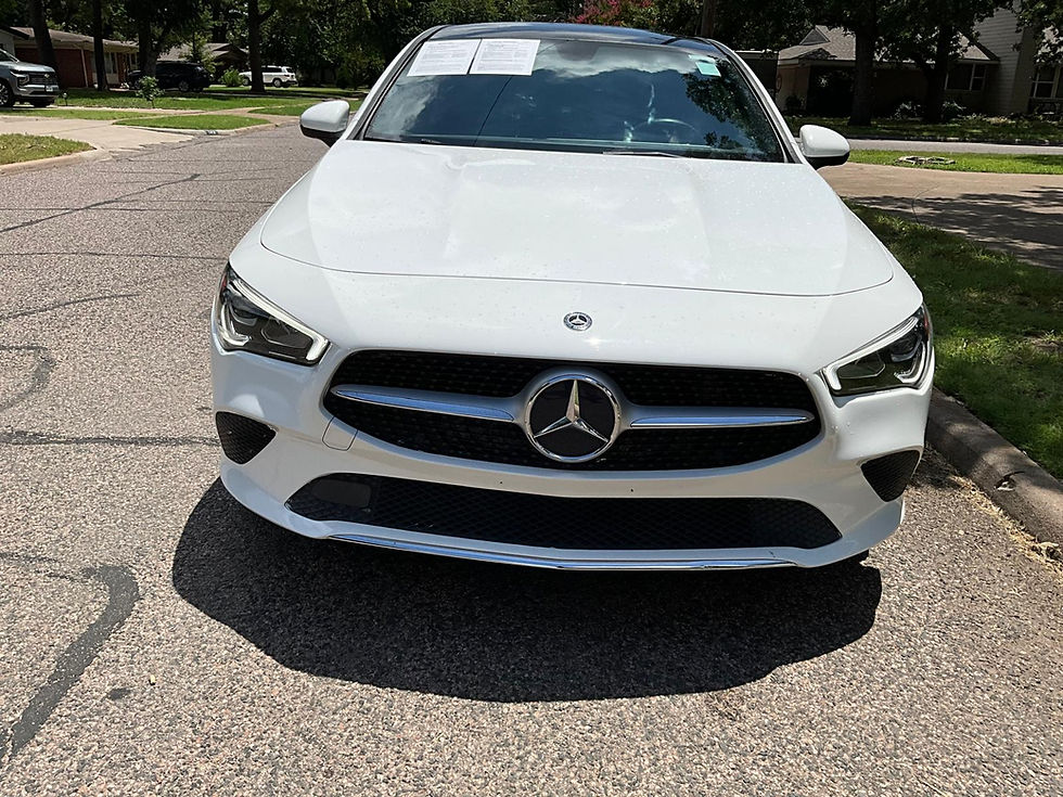 Miniatura: MERCEDEZ BENZ 2020