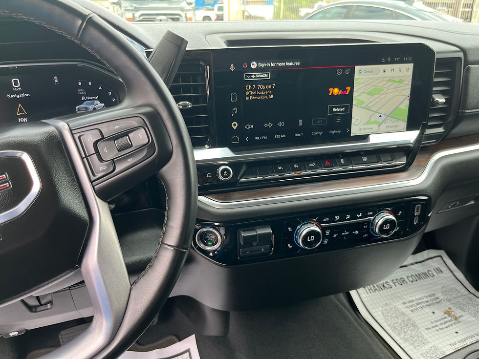 Miniatura: GMC Sierra SLT 2025