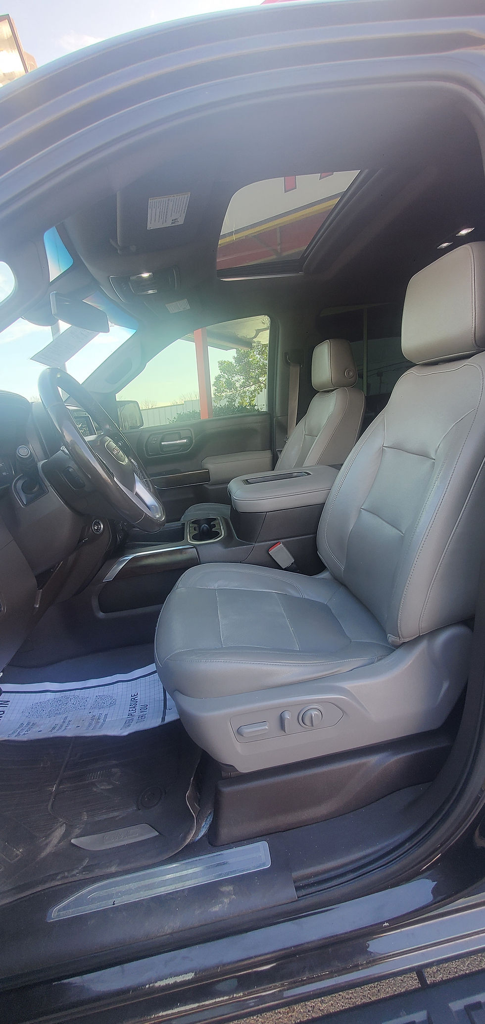 Miniatura: GMC SIERRA 2019