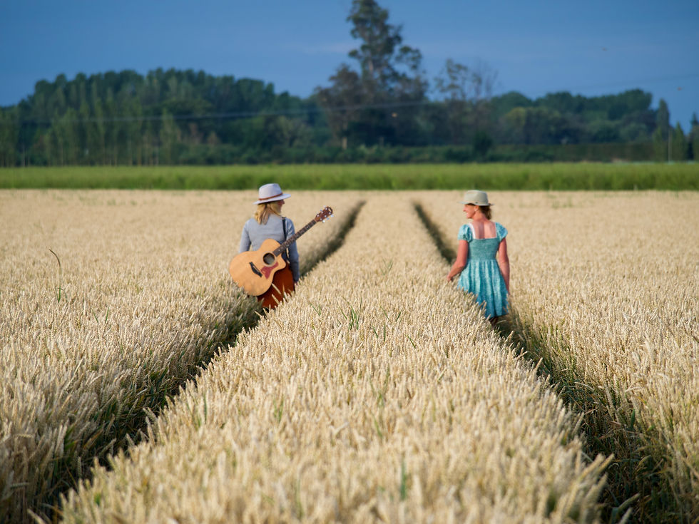 The Landgirls began as a duo, with Anna Munro and Abbey Mackenzie playing together before later bringing in a Pete Wilinson on drums.