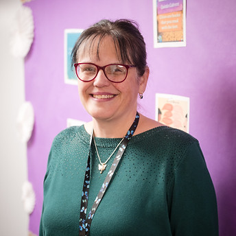 Elizabeth Colon-Alves mid and high Spanish.jpg