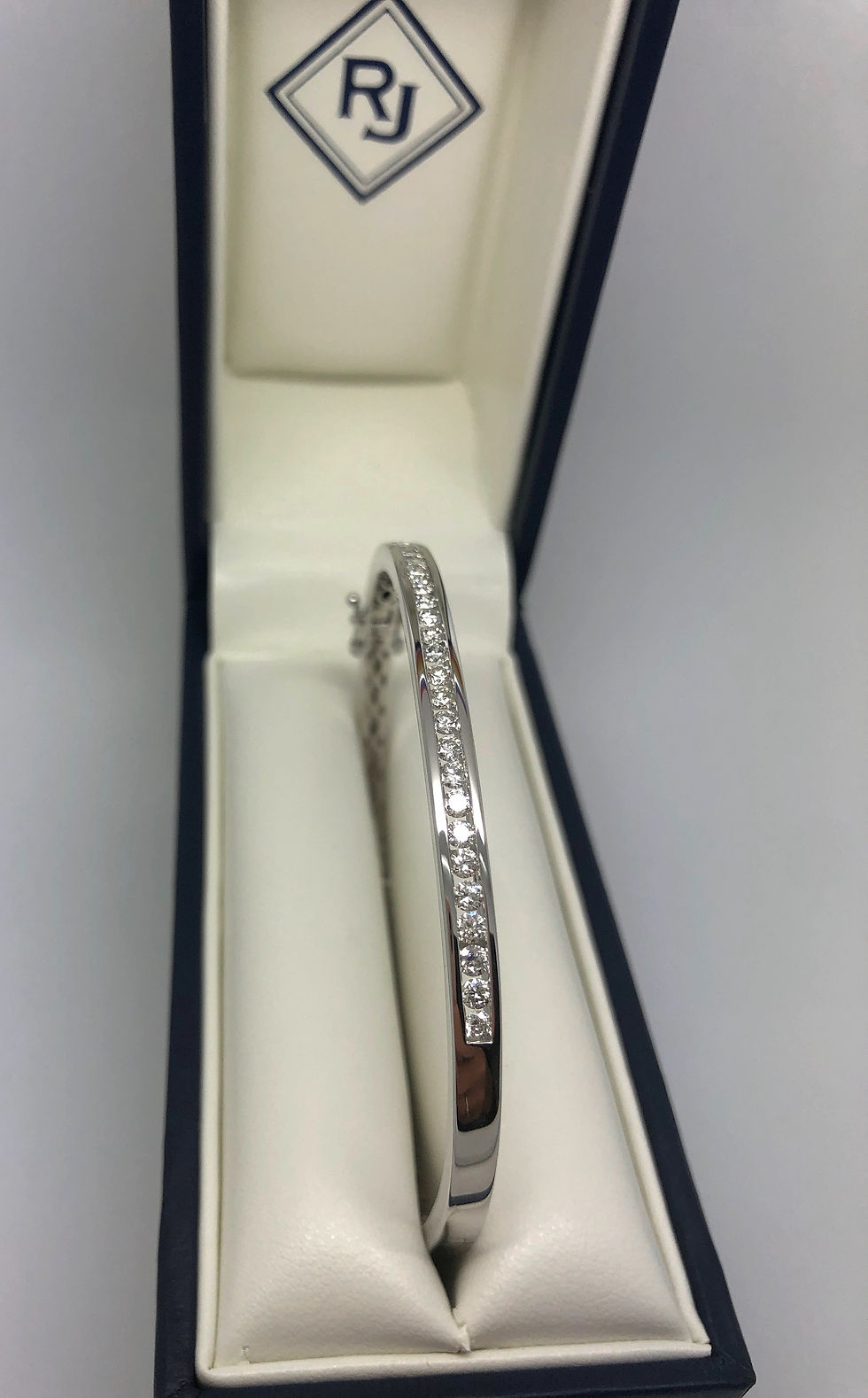 DIAMOND BANGLE