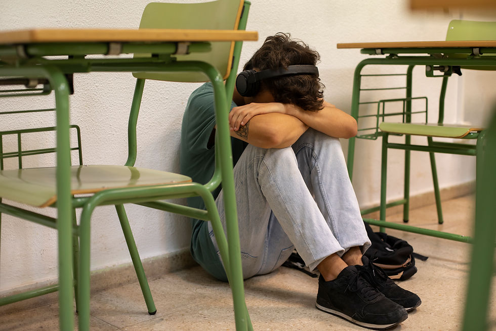 Jovem excluso em escola