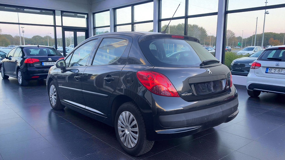Miniature : Peugeot 207 1.4 5portes 1er main toit panoramique, clim auto, regulateur