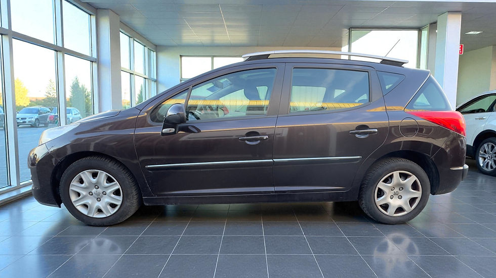 Miniature : Peugeot 207 sw 1.4 1er main etat neuf garantie 6mois