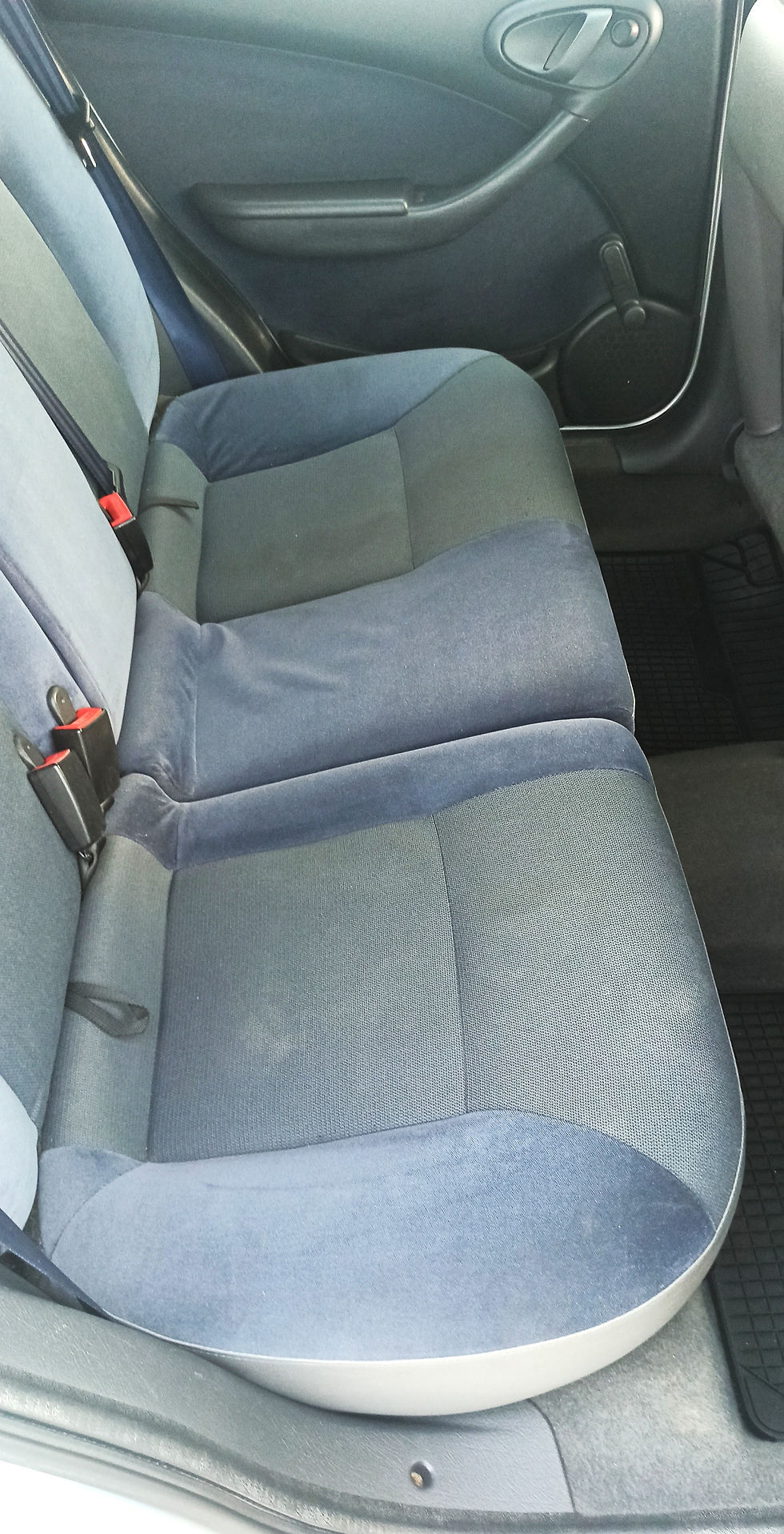 Miniature : CITROEN XSARA 2.0 HDI BREAK 1ER MAIN GARANTIE 6MOIS