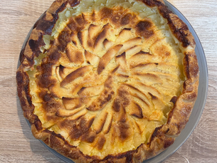 Tarte aux Pommes Alsacienne et Accord Rosé de Provence : Une Harmonie Gourmande