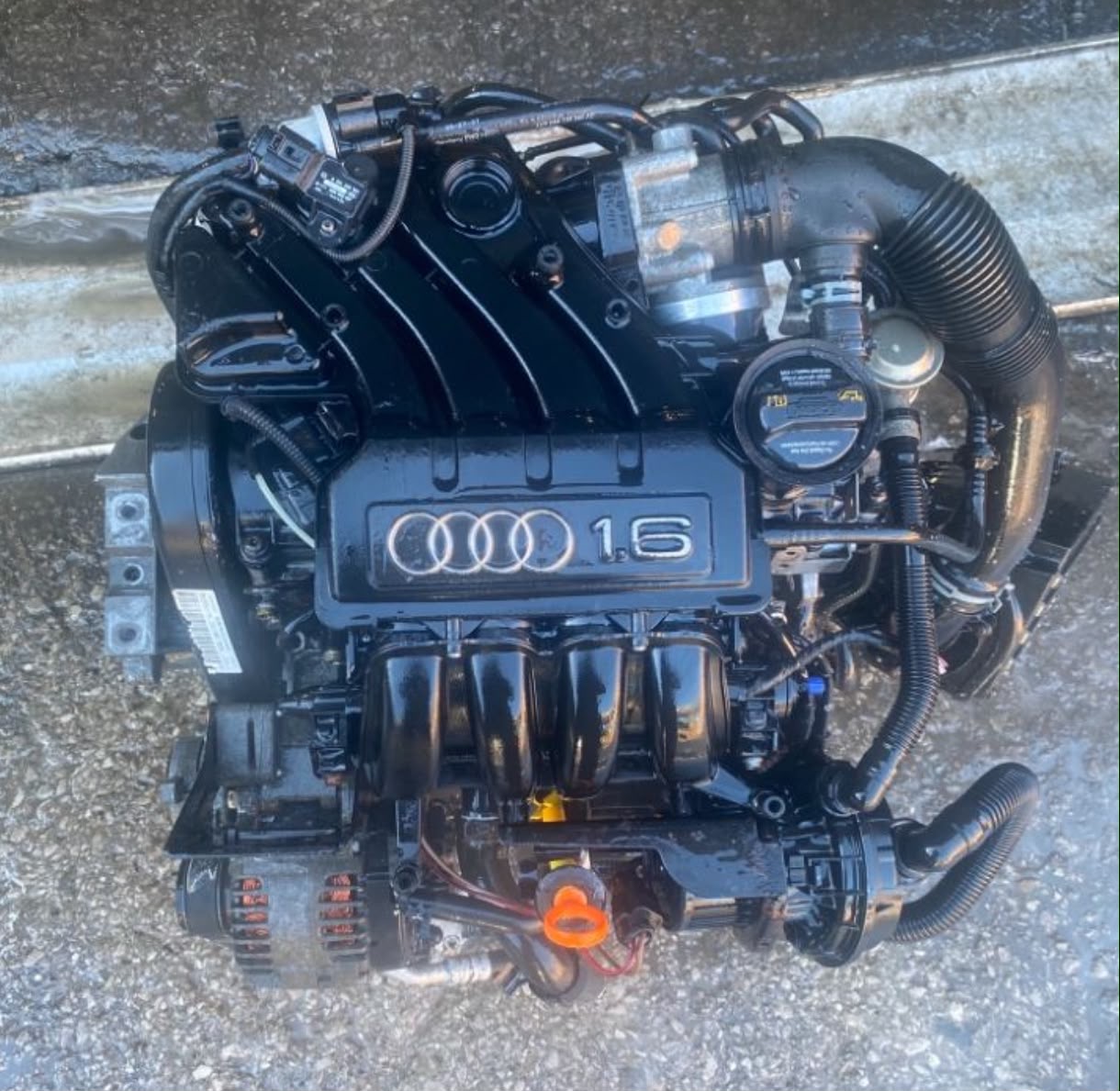 Used engine in stock 9