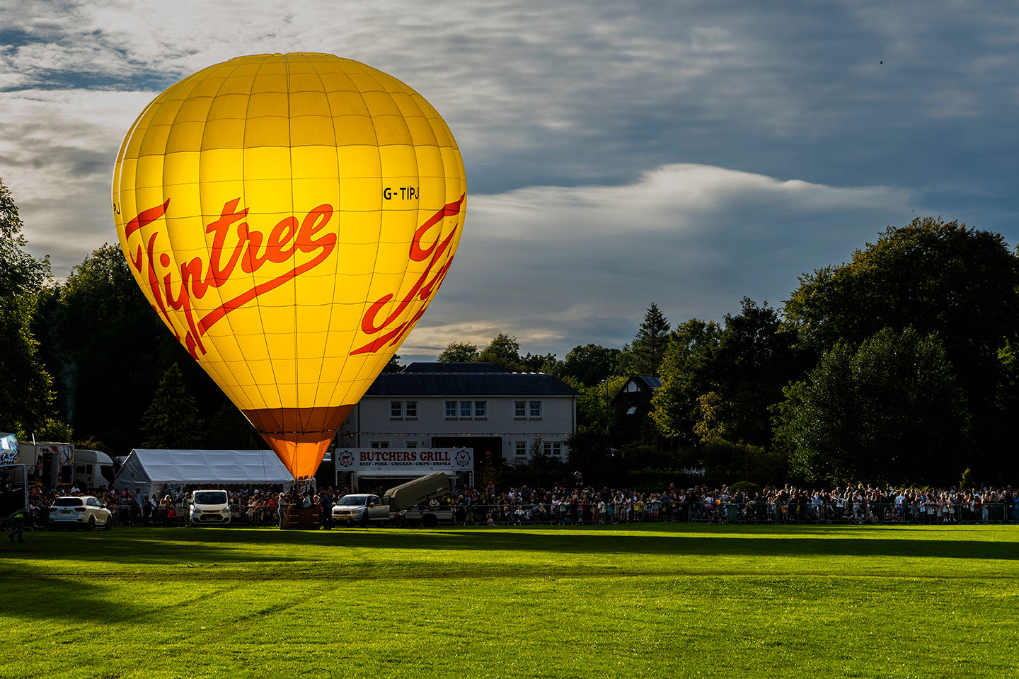 Balloon in Low Setting Sun