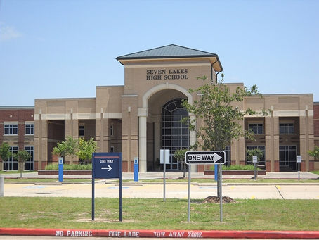 Free Drive-Up COVID-19 Testing Site Coming to Seven Lakes High School