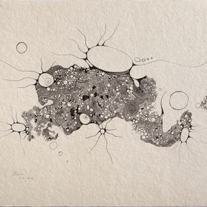 Série Bublinky, intuitivní kresba kaligrafickým perem na ručním papíru od Hany Pospíšilové.