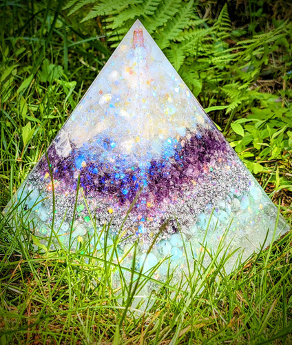 NEW! Ethereal Dream Crystal Orgonite Pyramid | katwb