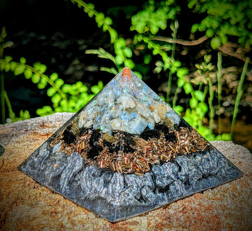 NEW! The Smoke Transmuter Giza Orgonite Protection Pyramid (3.75