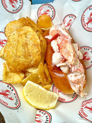 Lobster roll, chips, lemon, BAR HARBOR LOBSTER POUND, best lobster in Bar Harbor.