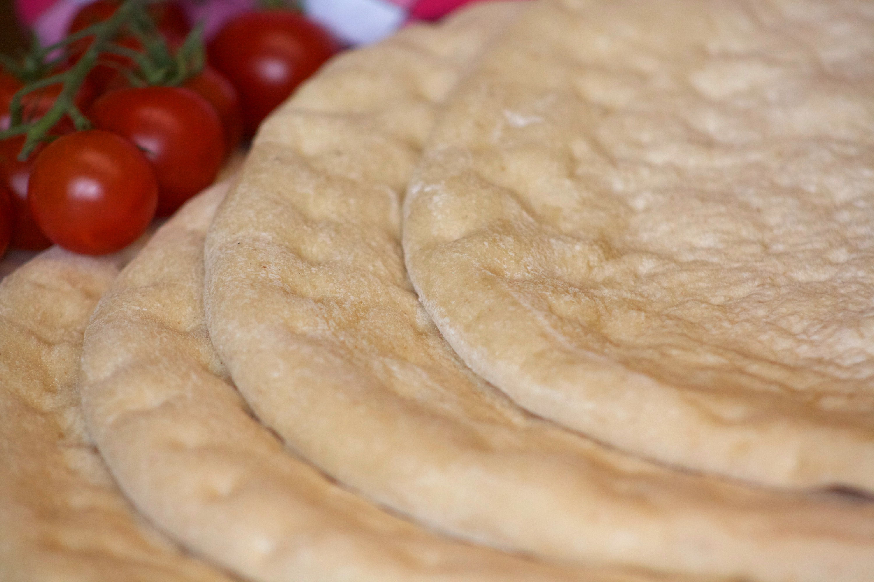 2 x 9inch + 2 x 14inch Cases of Stone-Baked Pizza Bases