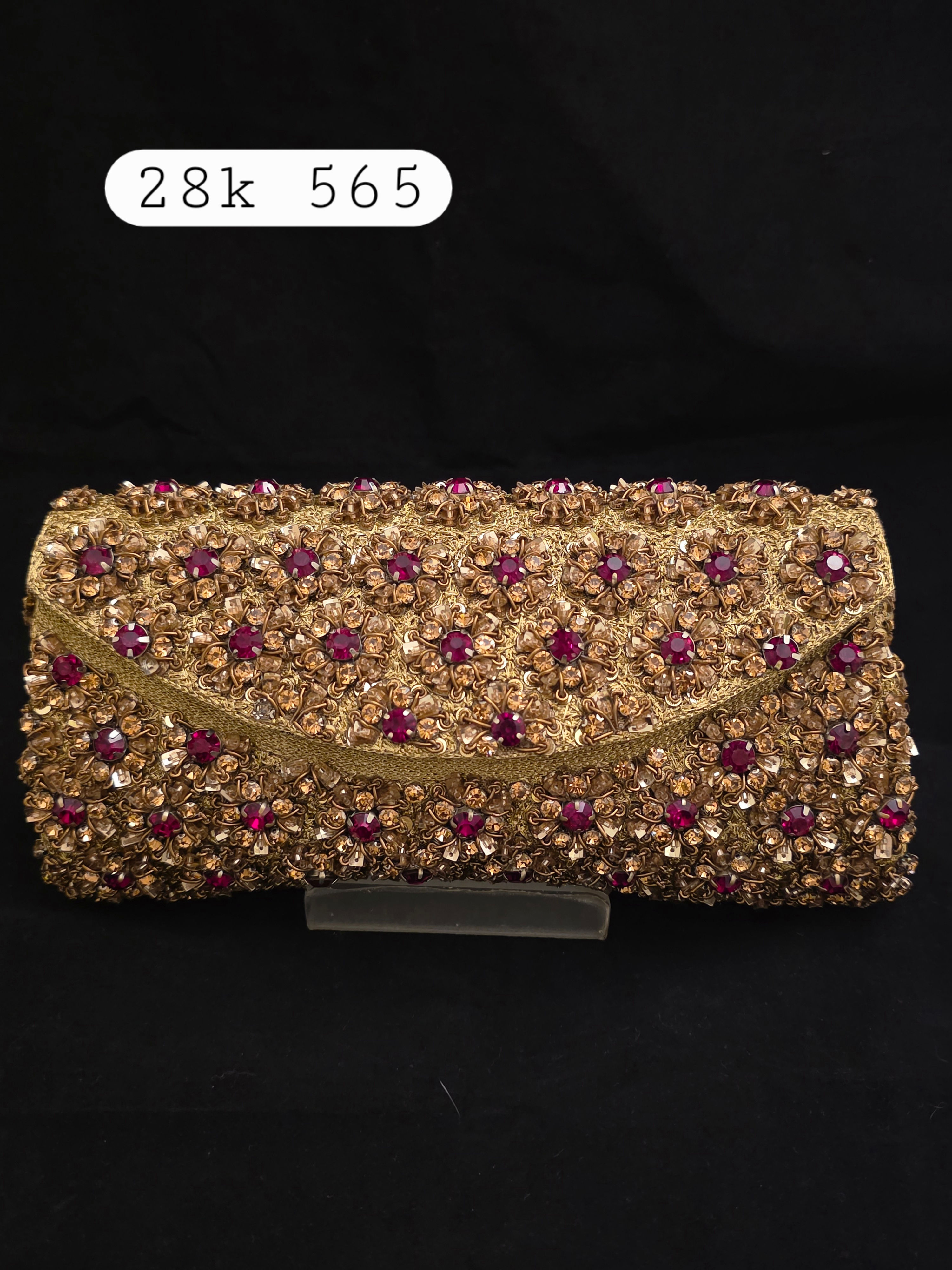 28K565