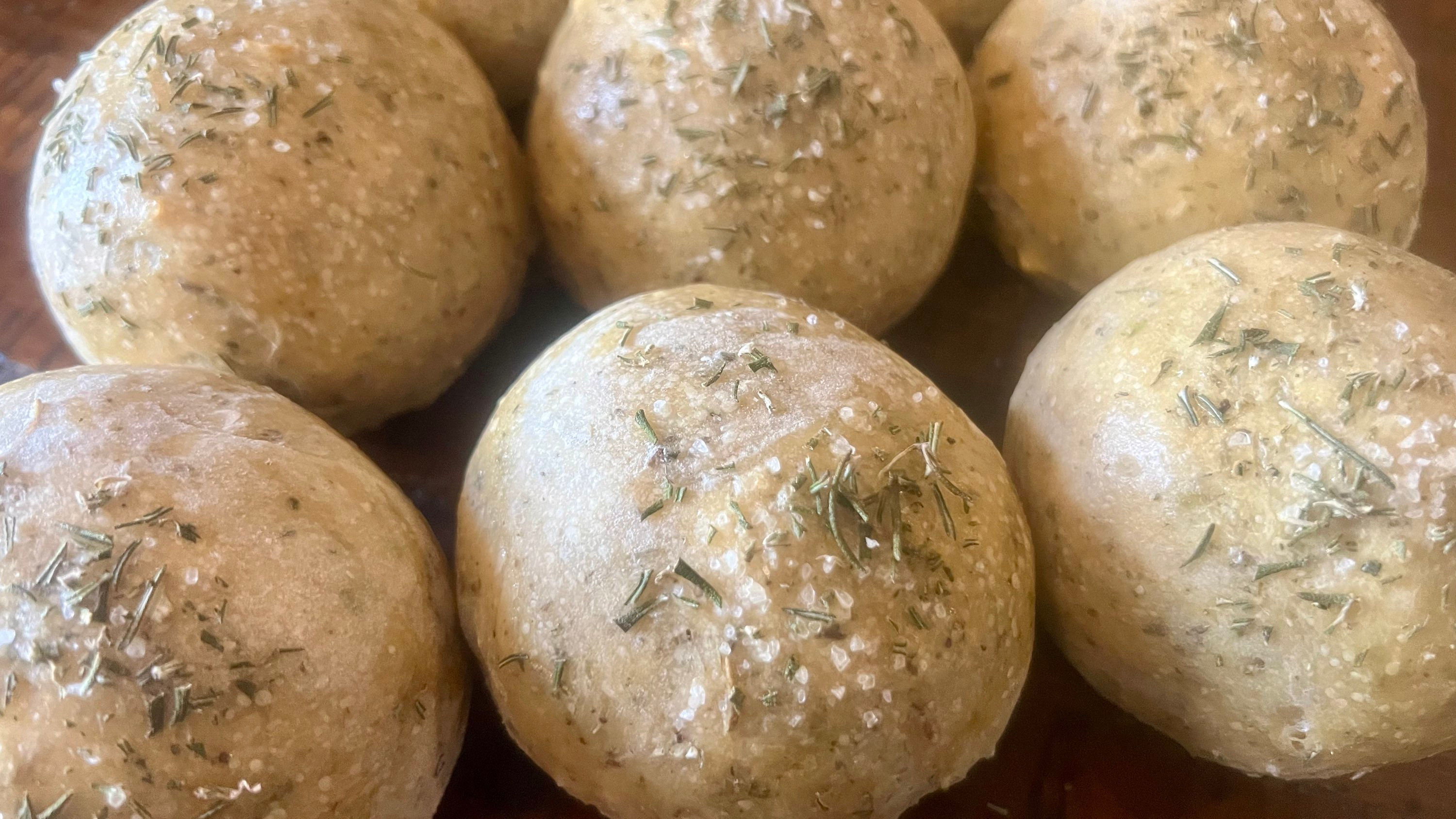 Sourdough herb garlic rolls 