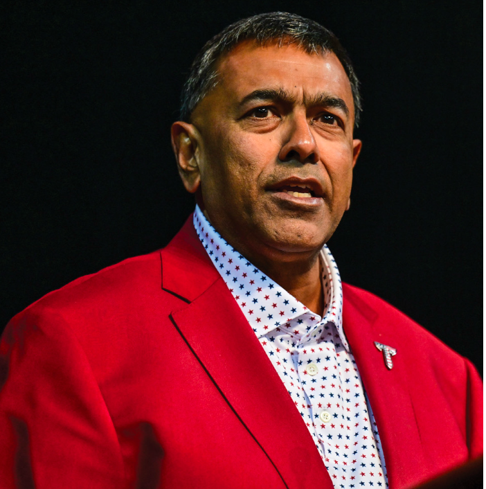 Agboatwala speaks at a campus event. University Relations photo