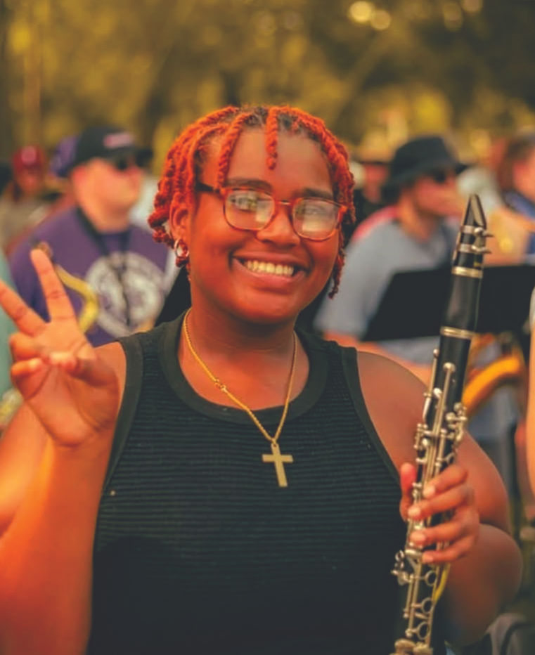 Students gather, university responds to untimely death of student